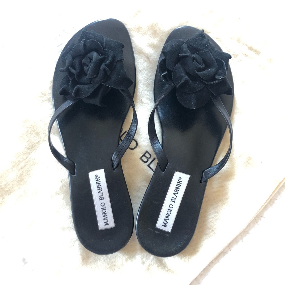 Manolo Blahnik Camilla Flower Thong Sandal - Picture 4 of 6